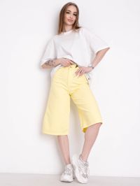 купить 2611-802-13 желтые женские шорты (коттон, 3 ед. размеры норма: 25. 26. 29) оптом