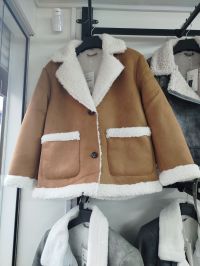 купить 0678* коричневая женская дубленка на овчине (6 ед, размеры норма: S. M. L повторяются) выдача на следующий день оптом
