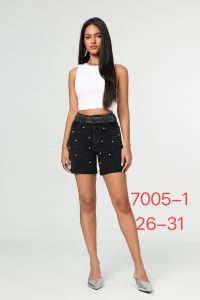 7005-11# черные женские джинсовые шорты с камнями (New Jeans, 6 ед, размеры норма: 26-31) выдача на следующий день фото