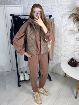 купить 54270-9 * коричневый женский спортивный костюм тройка (жилетка+костюм) (5'TH AVENUE, турецкая двунитка, 3 ед. размеры норма : 42 оптом